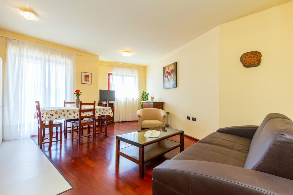 Apartments Villa Yoyo Štinjan Exteriér fotografie